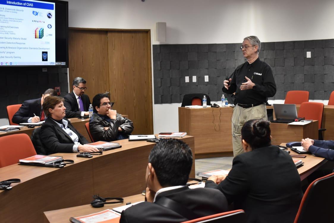 The CIAS director providing custom cybersecurity training to UDLAP Mexico leaders